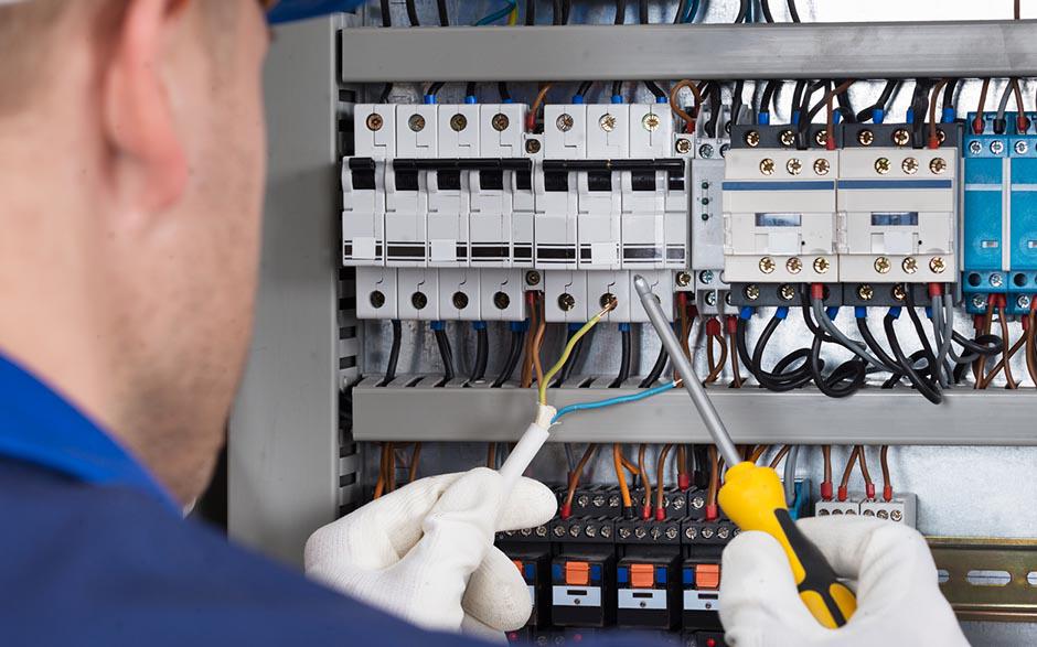 électricien maintenance Puteaux